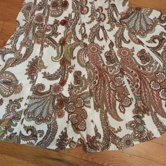 CAbi Paisley 100% Cotton Skirt Ladies 2 Large Button Down Accents - Picture 6 of 6